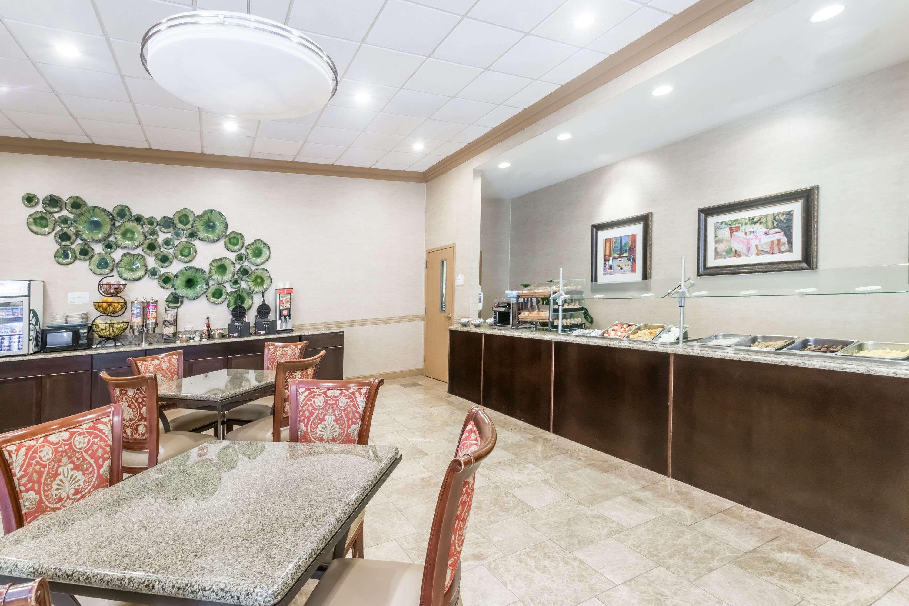 Hawthorn Extended Stay By Wyndham West Palm Beach Bagian luar foto