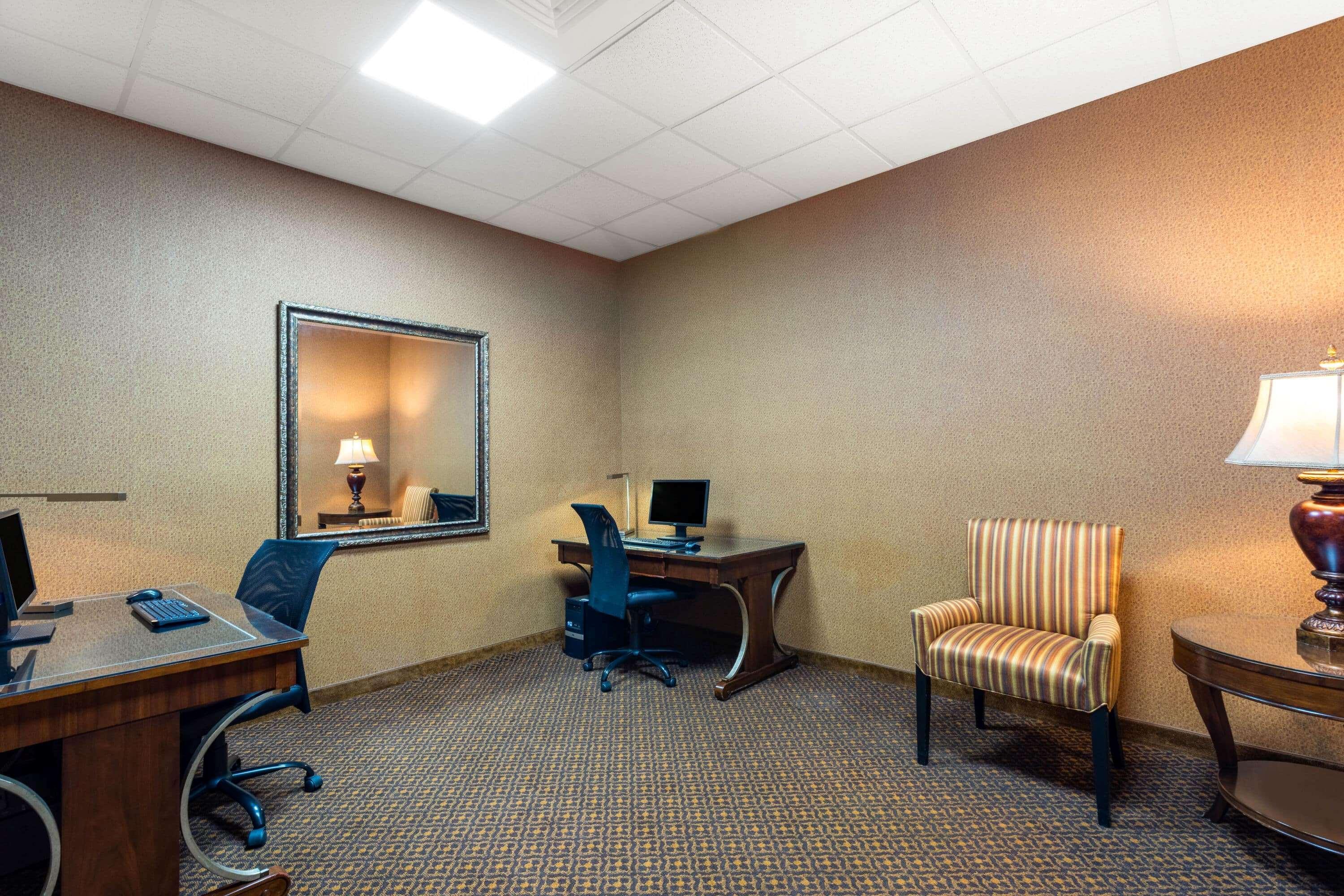 Hawthorn Extended Stay By Wyndham West Palm Beach Bagian luar foto