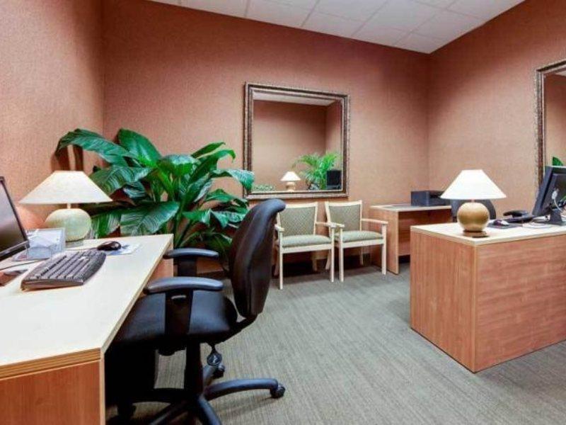 Hawthorn Extended Stay By Wyndham West Palm Beach Bagian luar foto